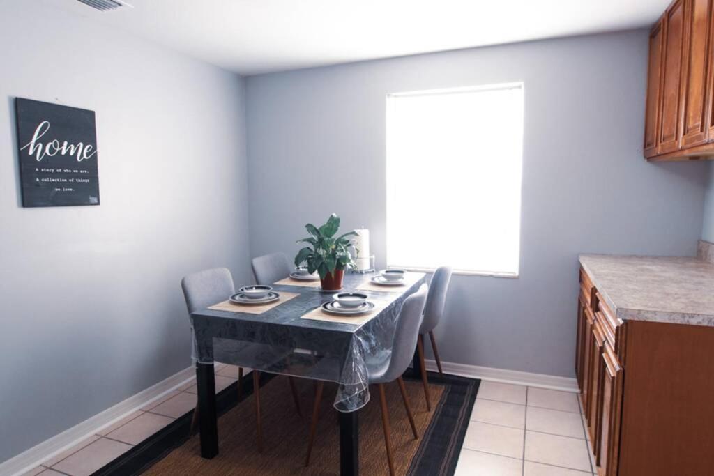 Spacious Family-Sized Home In Central Location Jacksonville Dış mekan fotoğraf