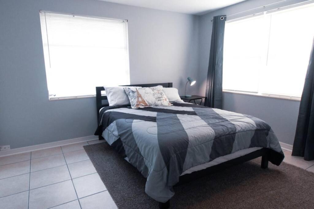 Spacious Family-Sized Home In Central Location Jacksonville Dış mekan fotoğraf